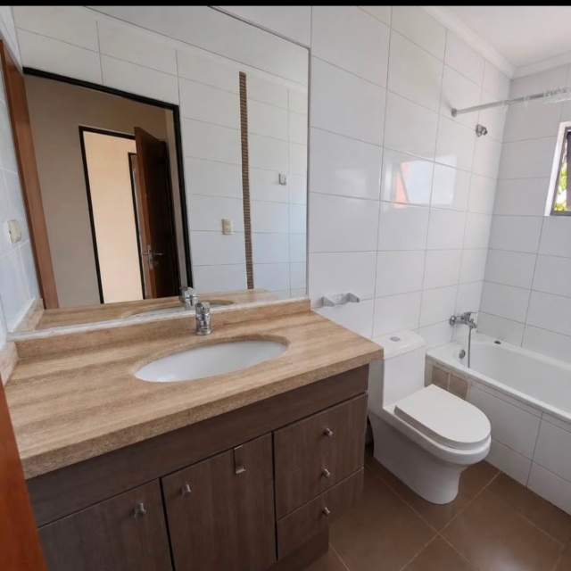 la Cruz / Arriendo Casa 3D 3B 1Est Condominio