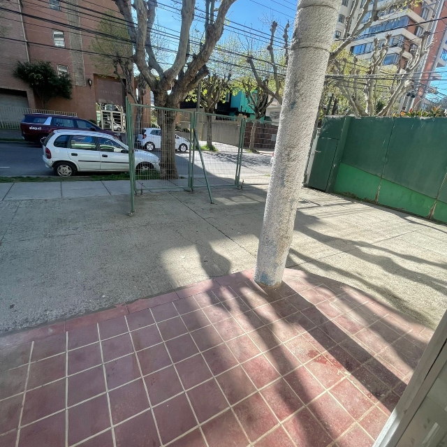 Viña / Arriendo Propiedad Comercial 4 Norte Poniente