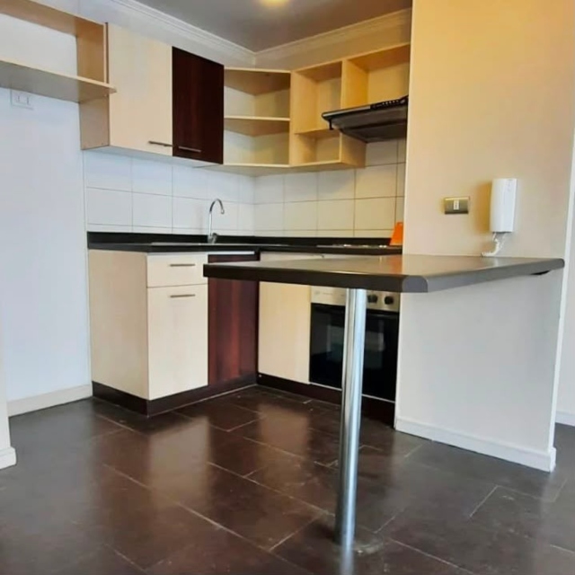 Quinta Normal / Venta Depto 1D 1B Metro Lourdes