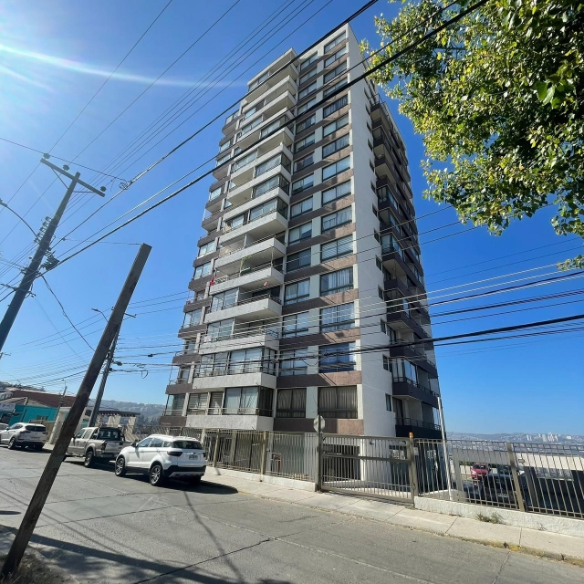 Viña / Venta Depto 3D 2B 1Est 1 Bod 24 Norte