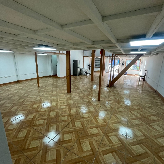 Valpo / Arriendo Local 120 Mts2. Independencia