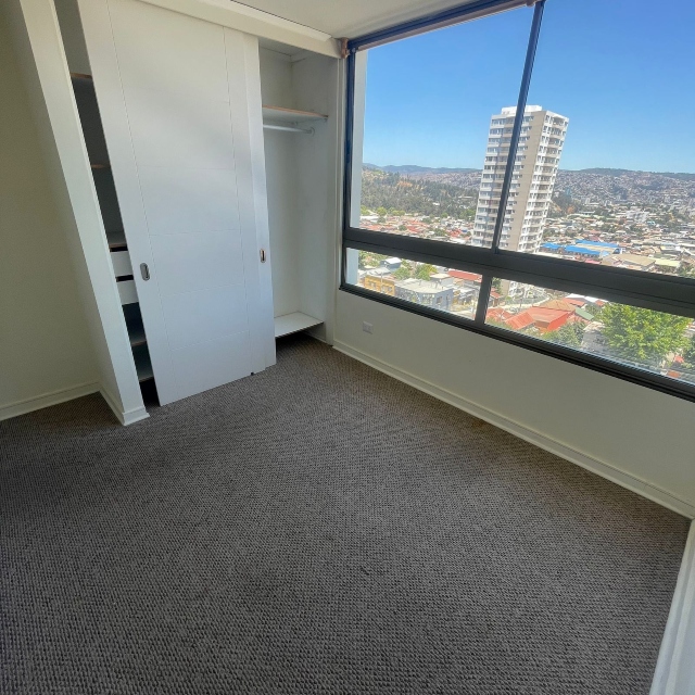 Viña / Venta Depto 3D 2B 1Est 1 Bod 24 Norte