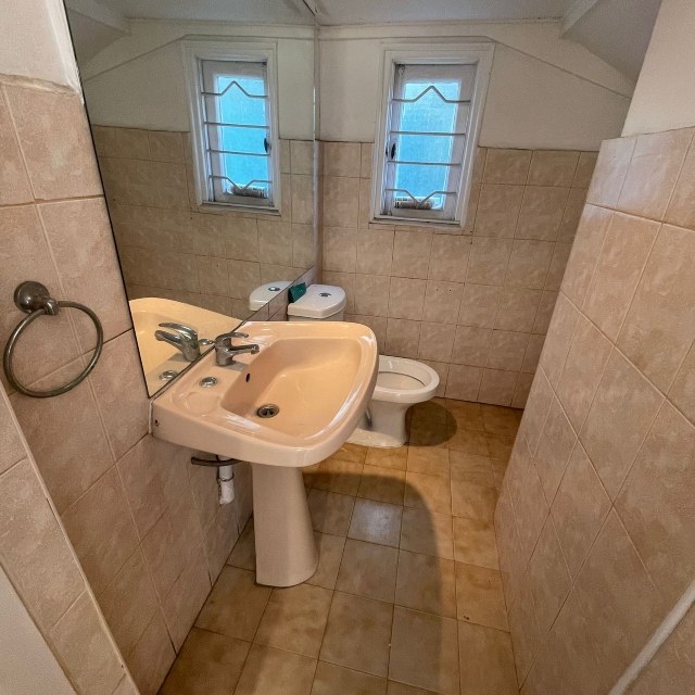 Viña / Arriendo Propiedad Comercial 4 Norte Poniente