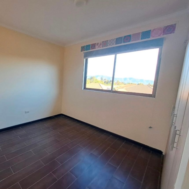 la Cruz / Arriendo Casa 3D 3B 1Est Condominio