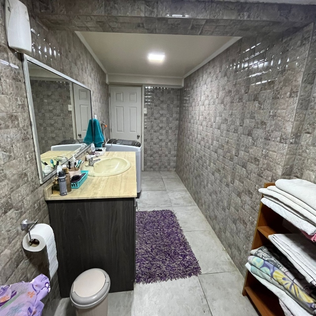 Valpo / Venta Casa 4D 3B 2E Playa Ancha Amoblada