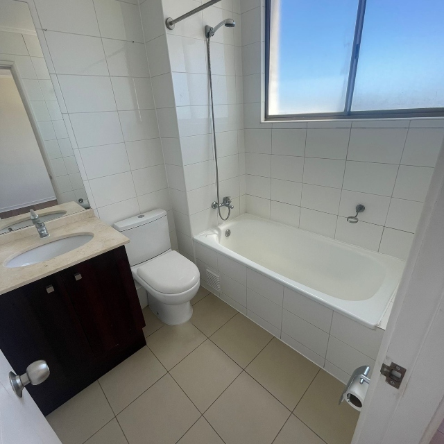 Viña / Venta Depto 3D 2B 1Est 1 Bod 24 Norte