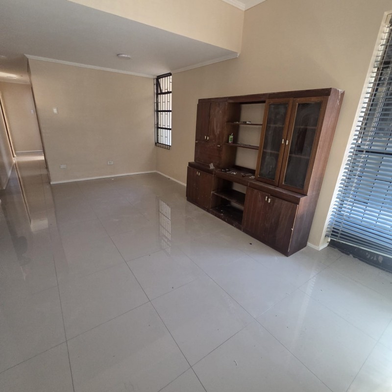 Hermosa Casa Remodelada el Sol