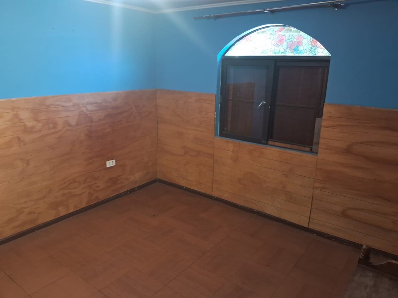 Casa Con Amplio Patio Valencia Alto Quilpué