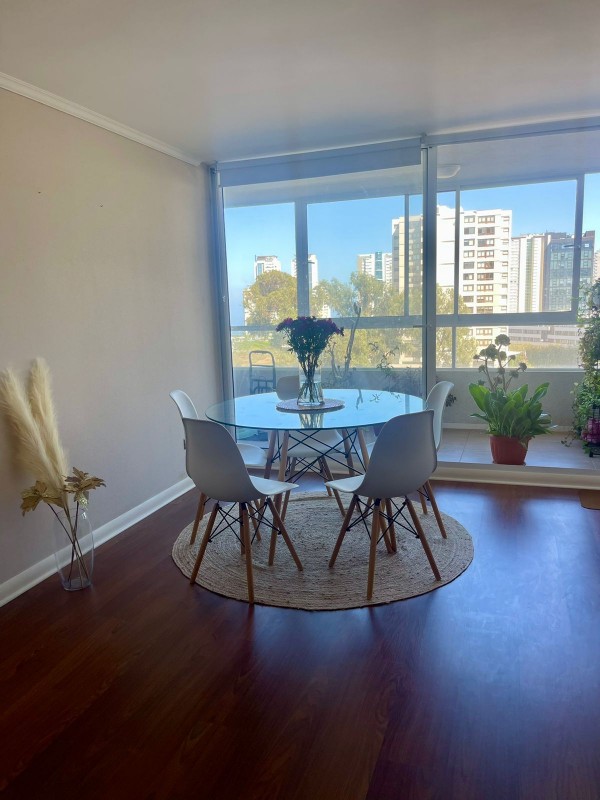 Hermoso y Amplio Departamento Bosques de Montemar