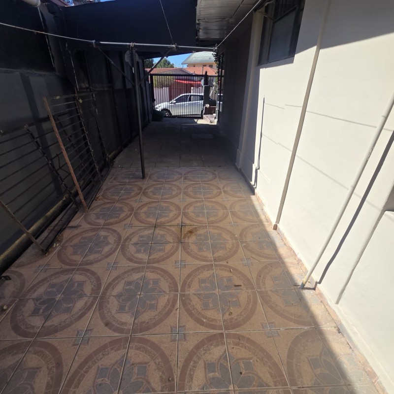 Hermosa Casa Remodelada el Sol