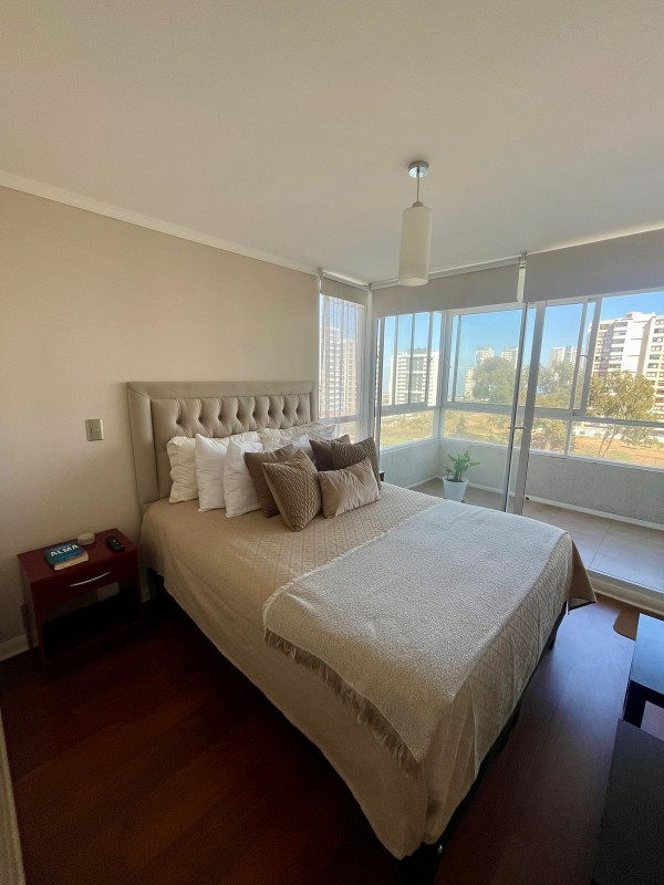 Hermoso y Amplio Departamento Bosques de Montemar