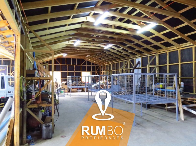 Casa, Cabaña y 2 Galpones - Villarrica