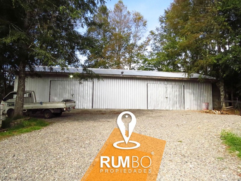 Casa, Cabaña y 2 Galpones - Villarrica
