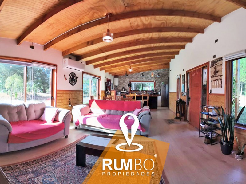 Casa y Cabaña Acceso A Río Toltén