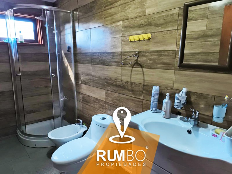 Casa y Cabaña Acceso A Río Toltén