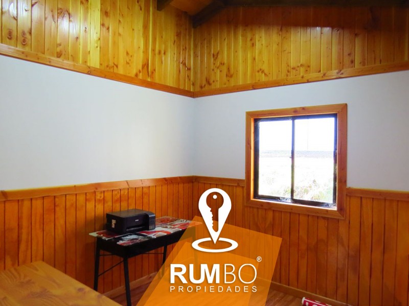 Casa, Cabaña y 2 Galpones - Villarrica