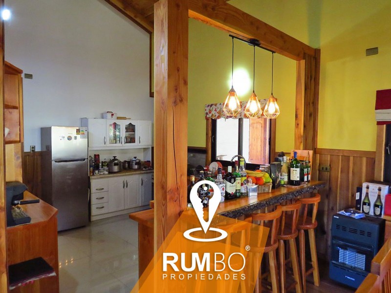 Casa, Cabaña y 2 Galpones - Villarrica