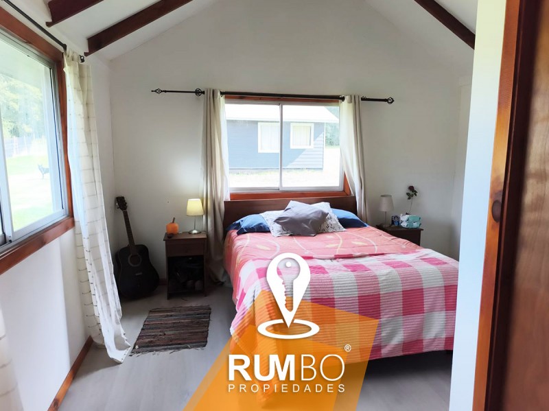 Casa y 2 Cabañas en Parcela