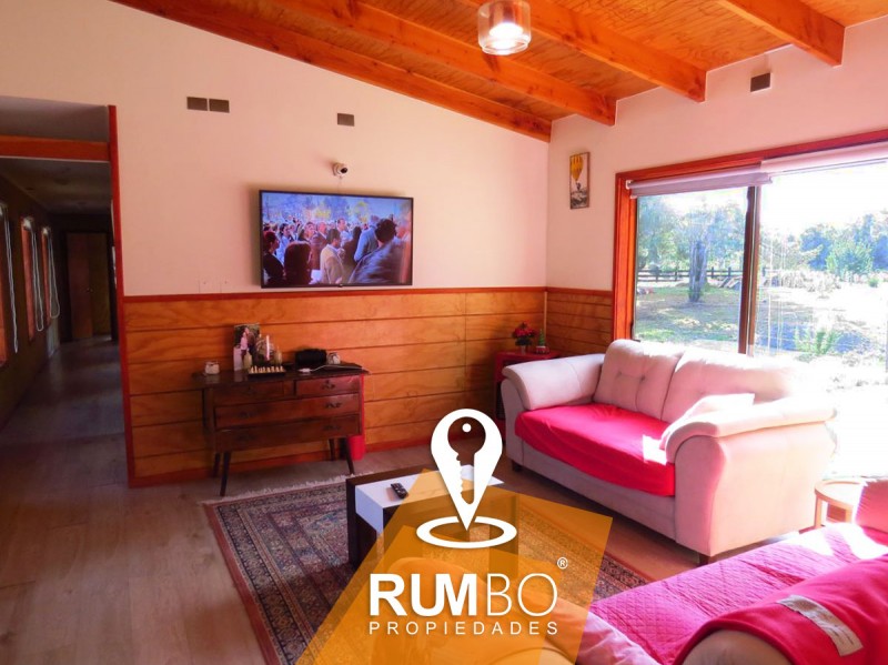 Casa y Cabaña Acceso A Río Toltén