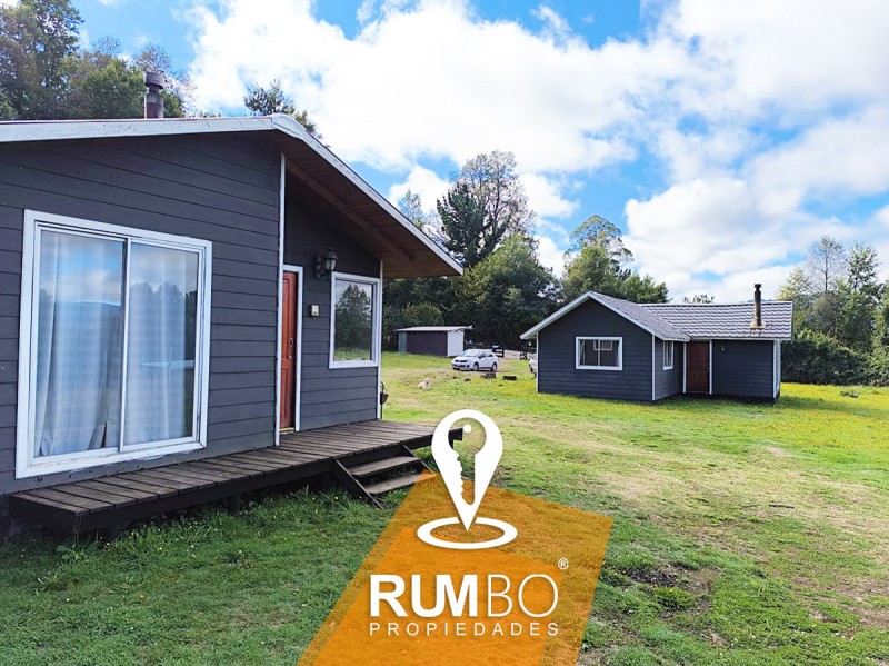 Casa y 2 Cabañas en Parcela