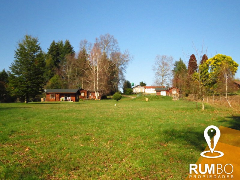 Casa y 3 Cabañas en Parcela Camino A Pucón