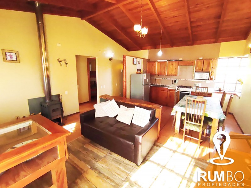 Casa y 3 Cabañas en Parcela Camino A Pucón