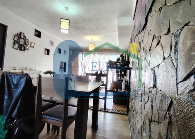 Casa de Dos Pisos en Condominio Cerrado – Villa Alemana