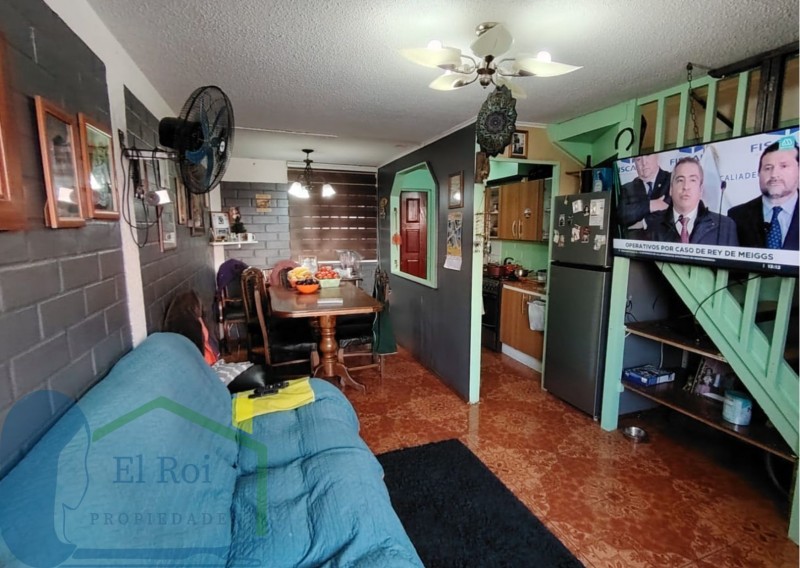 Casa de 2 Pisos en Venta – Belloto Norte