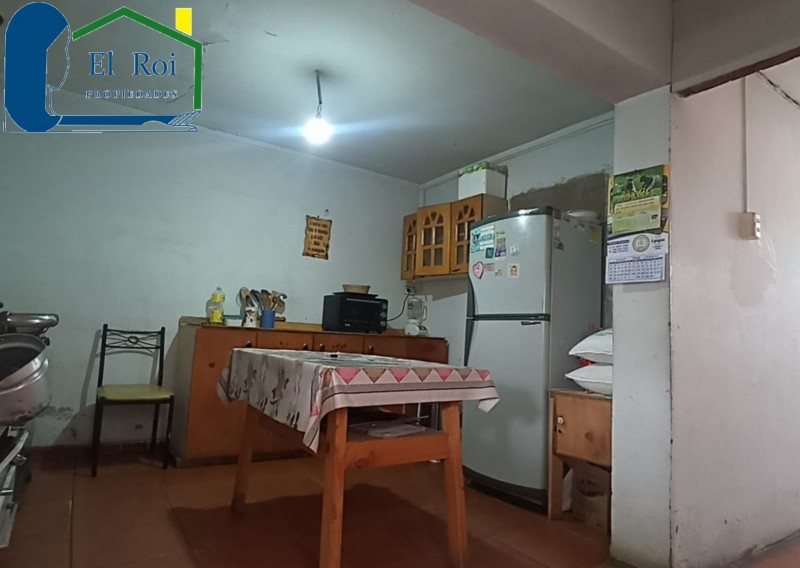 Amplia Casa de Dos Pisos – las Rosas