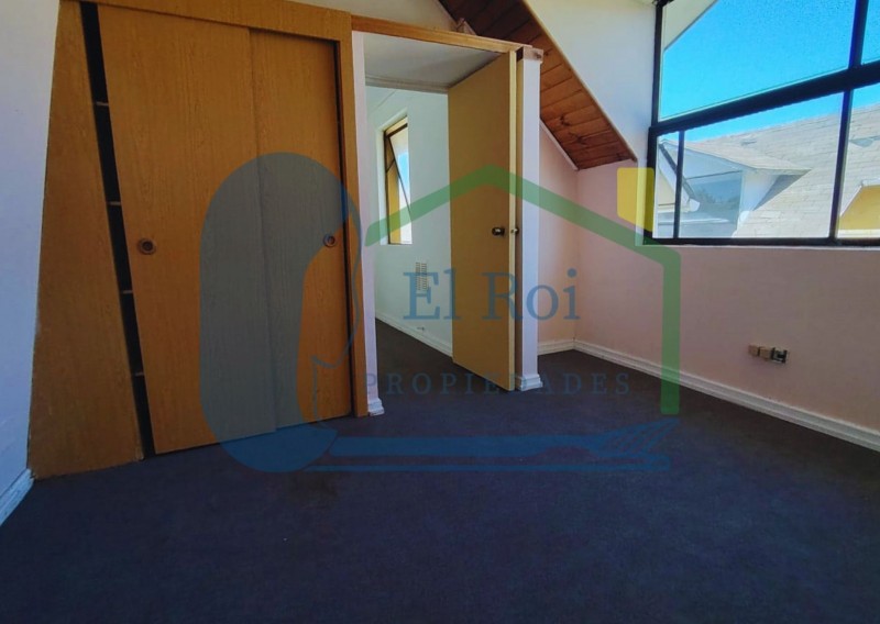 Casa de Tres Pisos en Condominio – Quilpué