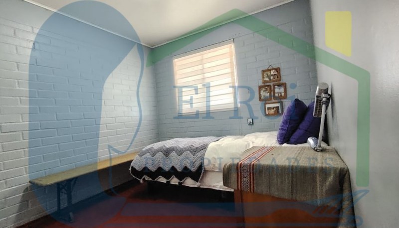 Amplia Casa de Dos Pisos en Sector Residencial – Belloto 2.0