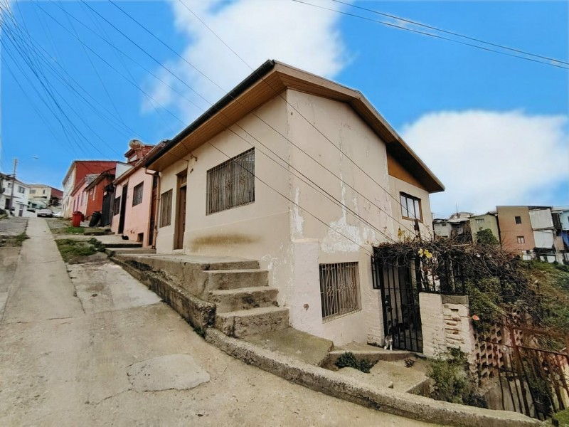 Venta Casa 3 Pisos | Playa Ancha