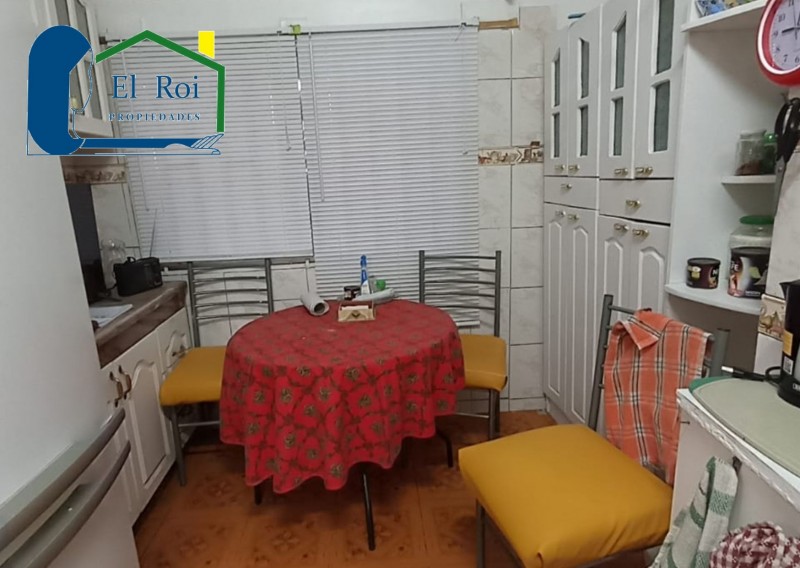 Amplia Casa de Dos Pisos – las Rosas