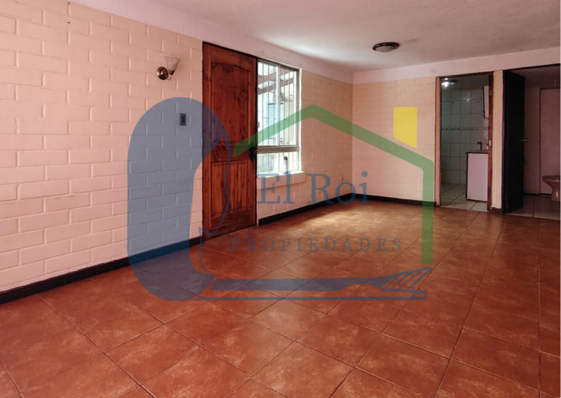 Se Vende Casa de Dos Pisos en Sector Residencial