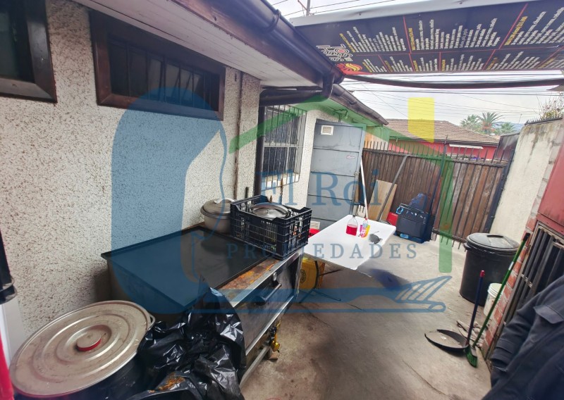 Se Venden 4 Locales Comerciales Independientes