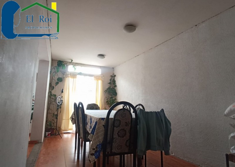 Amplia Casa de Dos Pisos – las Rosas