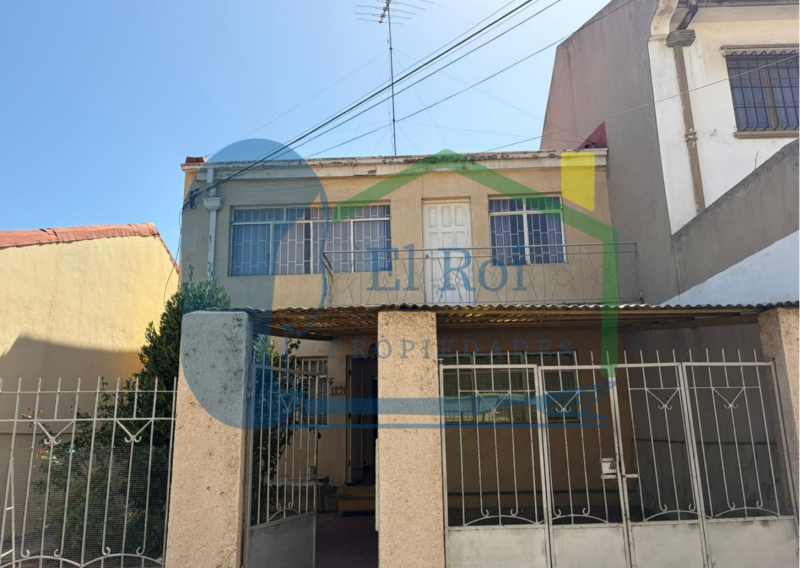 Casa Dos Pisos | Valparaíso