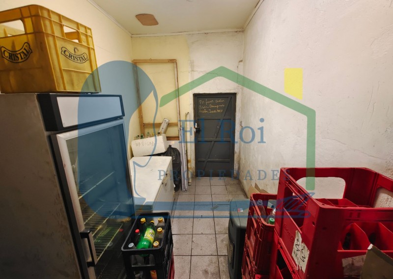 Se Venden 4 Locales Comerciales Independientes