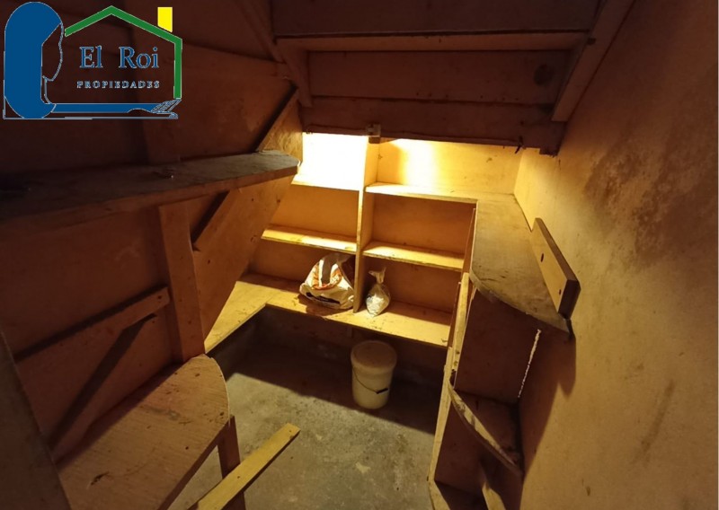 Amplia Casa de Dos Pisos – Cerro San Juan de Dios