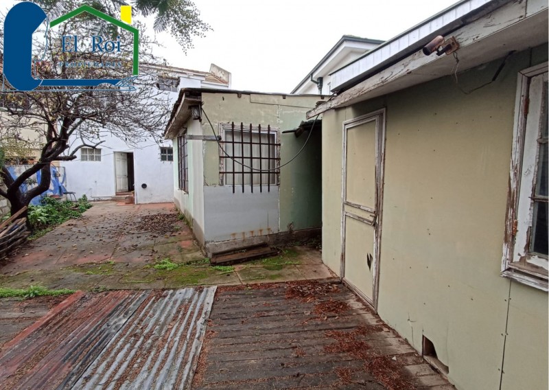 Amplia Casa de Dos Pisos – Cerro San Juan de Dios