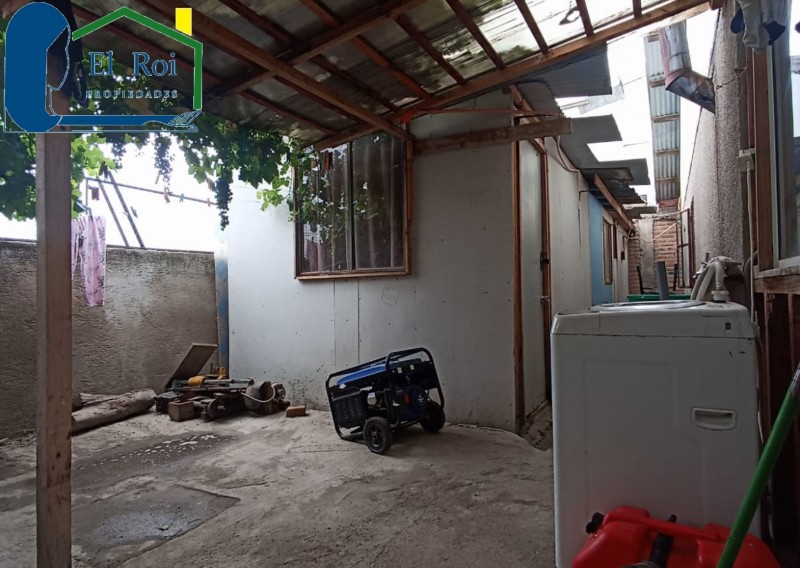 Amplia Casa de Dos Pisos – las Rosas