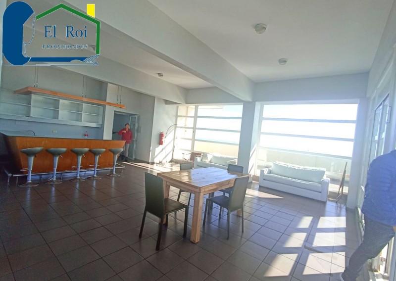 Amplio Departamento Vista Al Mar – Playa Ancha
