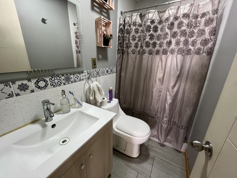 Venta Casa Principal y Casa Anexa en Parcela de 5Mil Mts2.