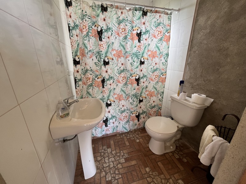 Venta Casa Principal y Casa Anexa en Parcela de 5Mil Mts2.