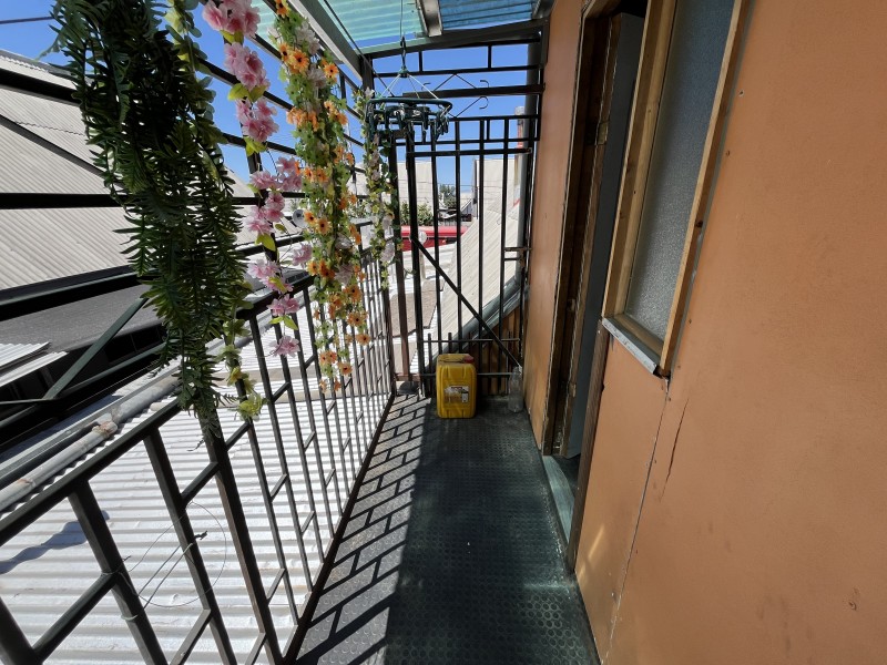Se Vende Casa Con Local Comercial en Villa Don Benito