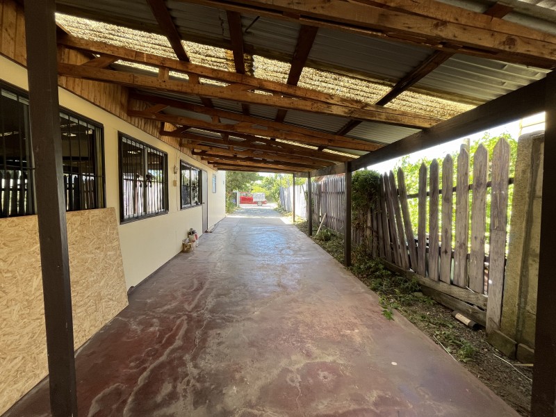 Venta de Amplia Casa para Uso Comercial O Habitacional.