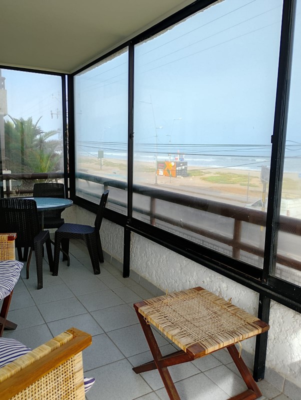 Departamento en Avenida del Mar