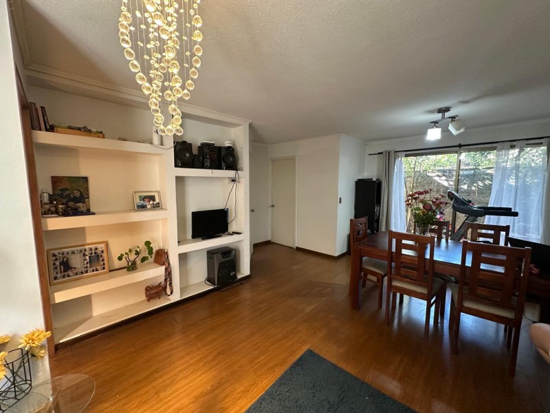 Casa de 2 Pisos en Condominio Nuevo Norte