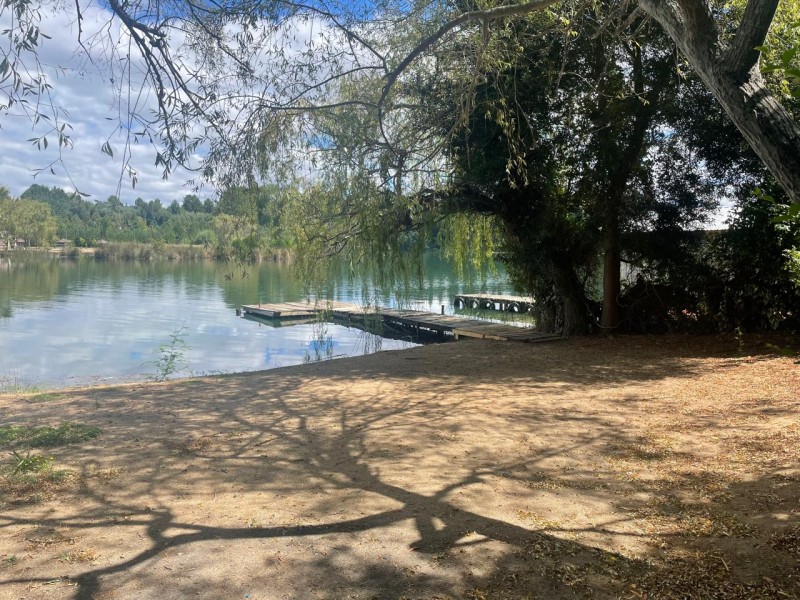 Vendo Dos Casas Colindante Con Laguna en Quillón
