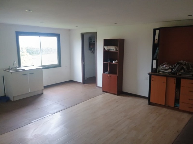 Vendo Casa Con Galpón y Oficinas